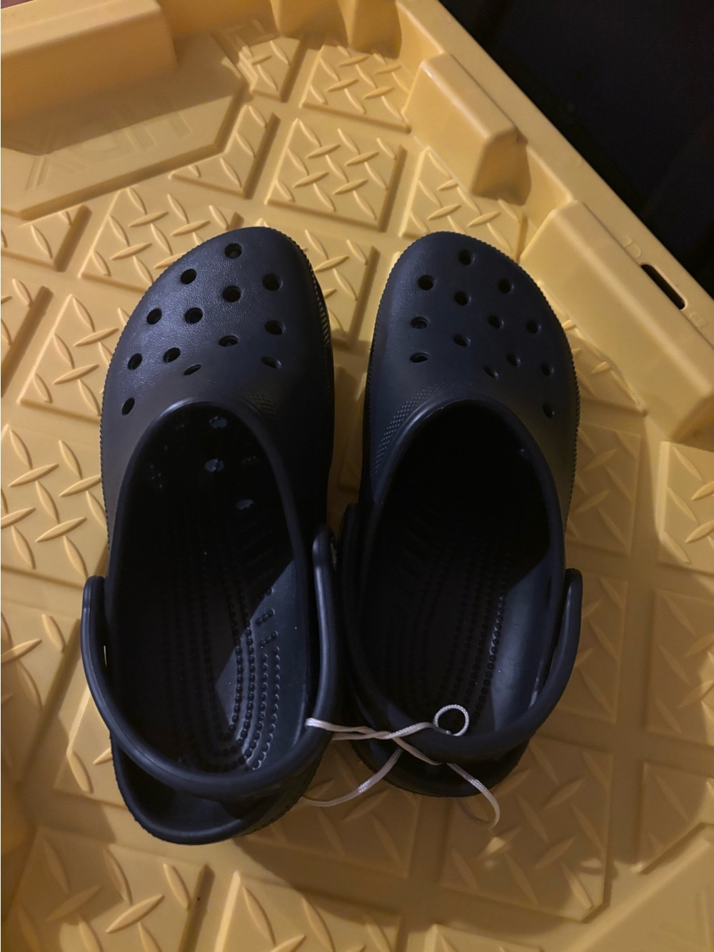 unisex Navy Blue CROCS Comfort Clog
Men’s 8
Women’s 10